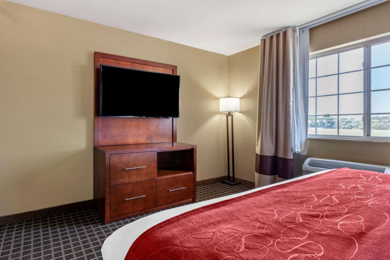 Hotel Comfort - Geneva Area